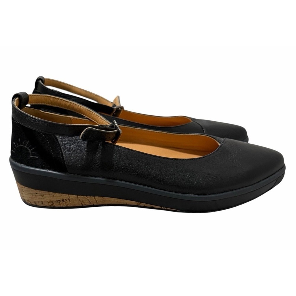 Soleni Ruth Flat Black Shoes‎ Women's Size 8